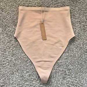 Skims Sheer Sculpt High Waisted Thong NEVER WORN